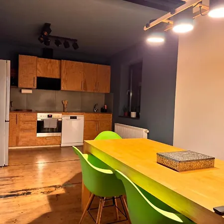 Premium Mit Terrasse 아파트 *