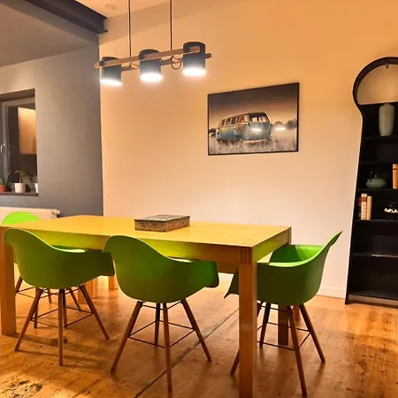 Premium Mit Terrasse 아파트